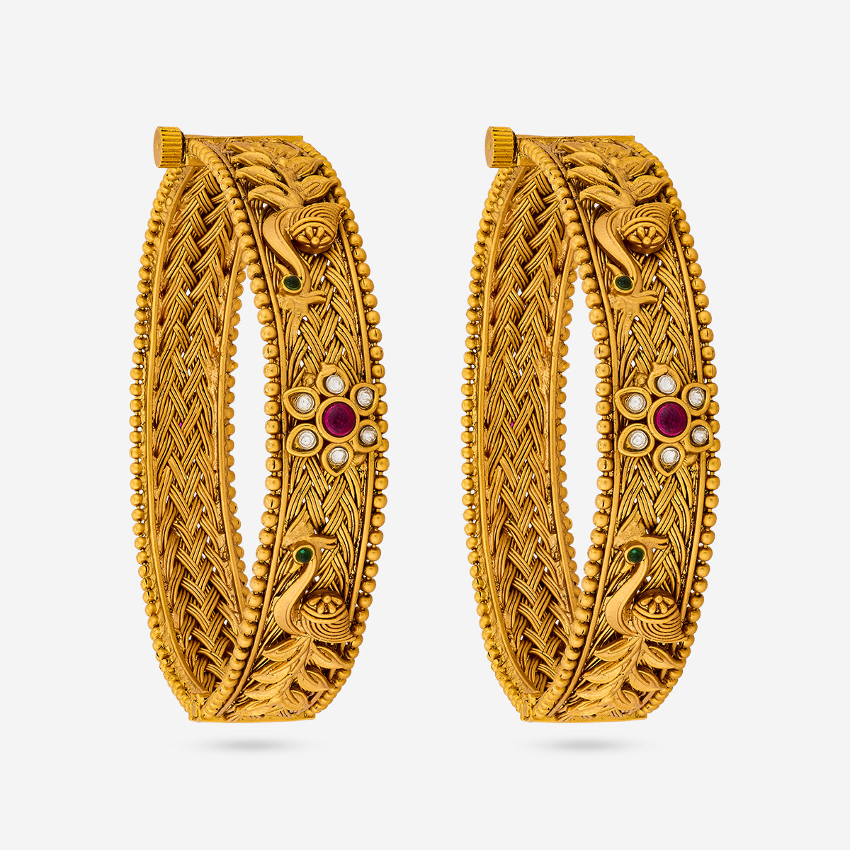 Antique Bangle 196640
